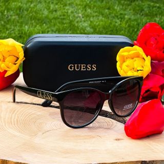 Oblíbené sluneční brýle Guess ❤️ privitejte jaro v novych brýlích za akční cenu 😘 model GF0362 #bryle #sunglass...